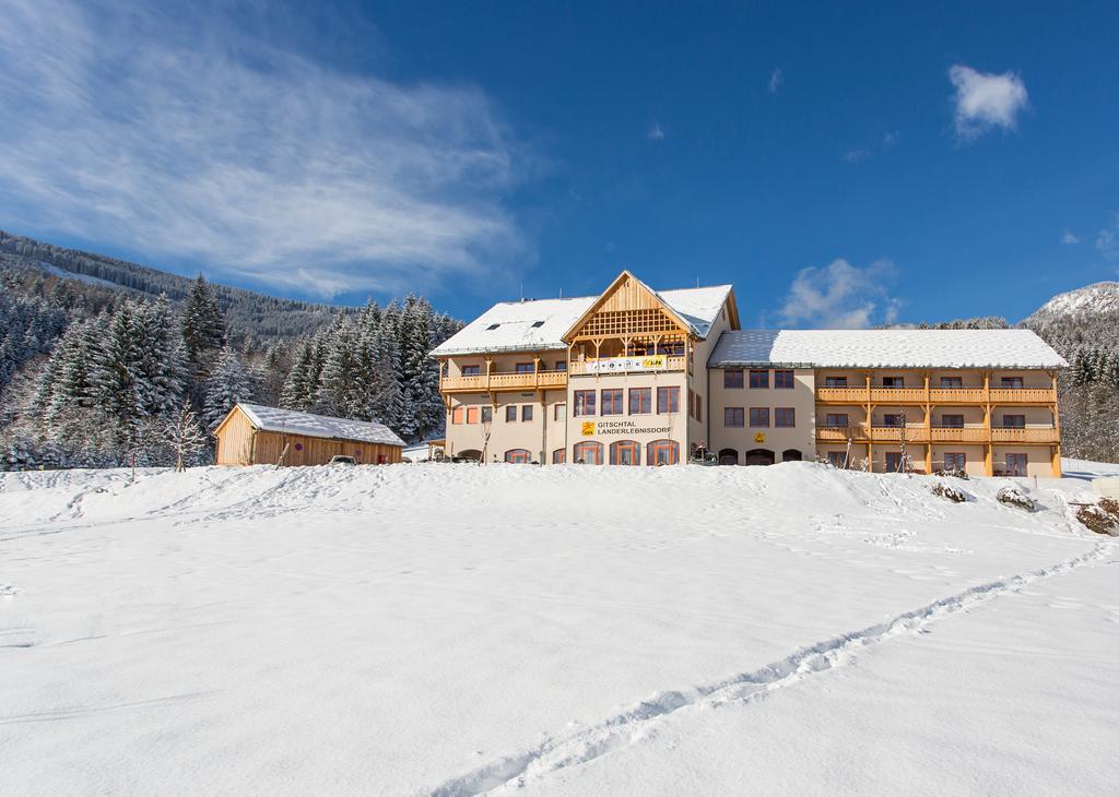 Jufa Hotel Gitschtal Weißbriach Buitenkant foto