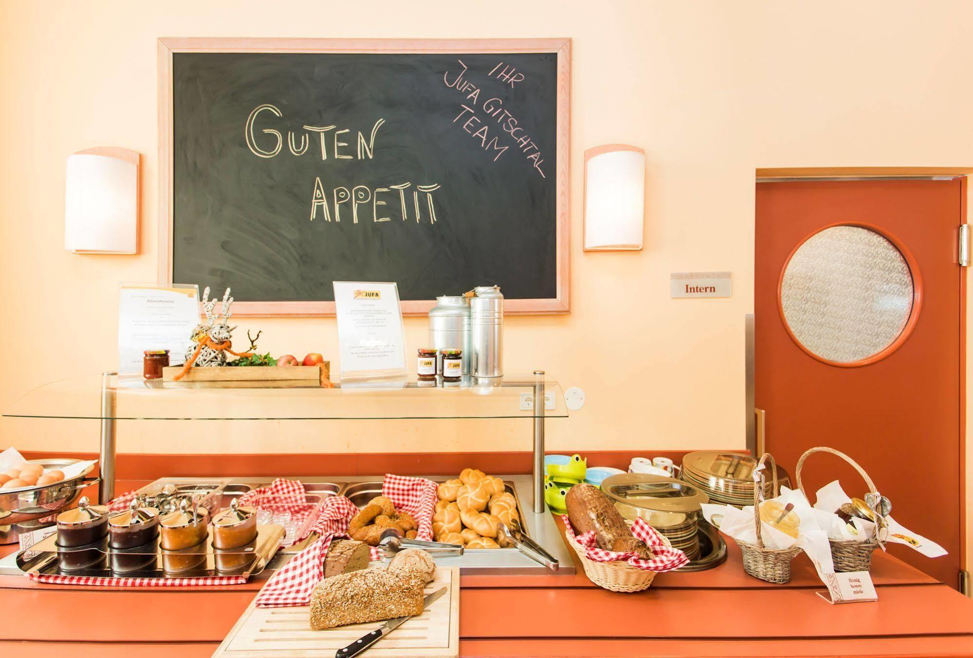 Jufa Hotel Gitschtal Weißbriach Buitenkant foto